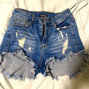 Fashion Nova jean shorts size M